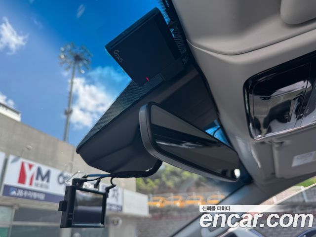 Hyundai Staria 2022 — photo 16