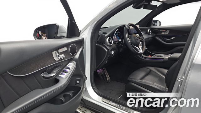 Mercedes-Benz GLC-Class 2020 — photo 13