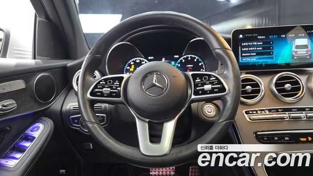 Mercedes-Benz GLC-Class 2020 — photo 19