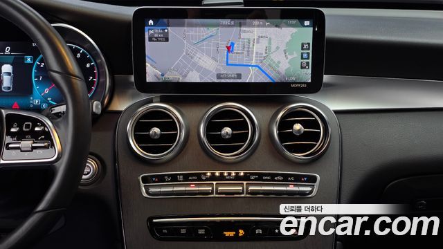 Mercedes-Benz GLC-Class 2020 — photo 21