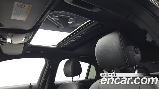 Mercedes-Benz GLC-Class 2020 — photo 24