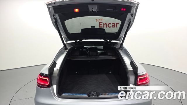 Mercedes-Benz GLC-Class 2020 — photo 26