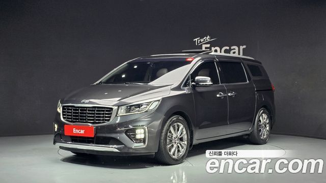 Kia Canival 2019 — photo 1