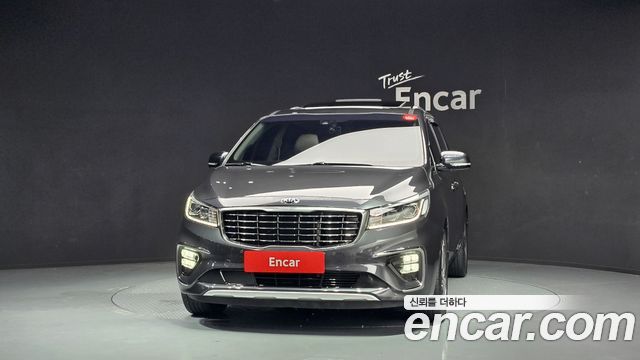 Kia Canival 2019 — photo 3