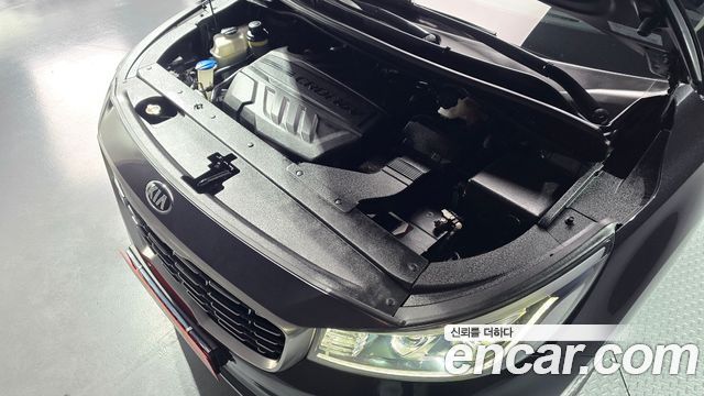 Kia Canival 2019 — photo 6