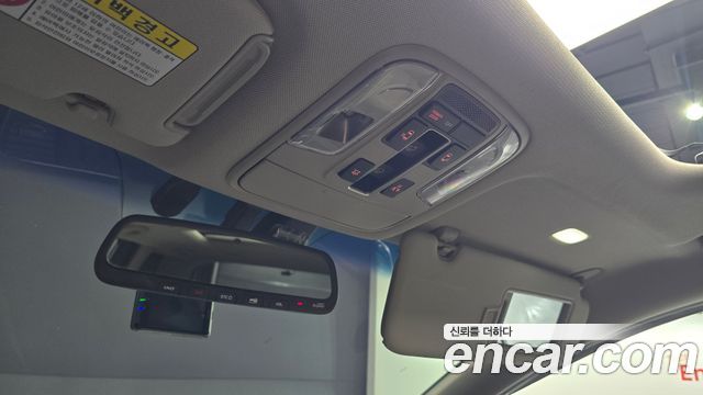 Kia Canival 2019 — photo 27