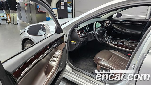 Genesis EQ900 2018 — photo 13