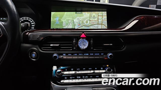 Genesis EQ900 2018 — photo 20