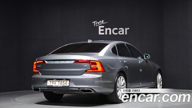 Volvo S90 2018 — photo 2