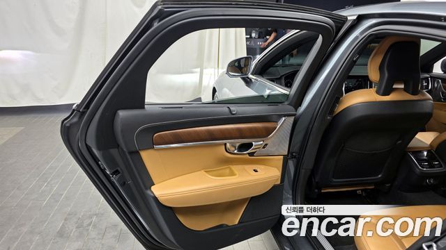Volvo S90 2018 — photo 15
