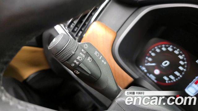 Volvo S90 2018 — photo 30
