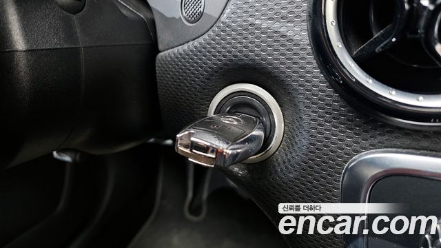 Mercedes-Benz A-Class 2014 — photo 19