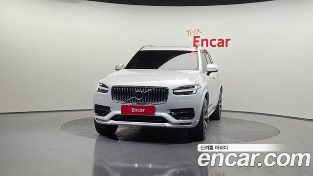 Volvo XC90 2022 — photo 3