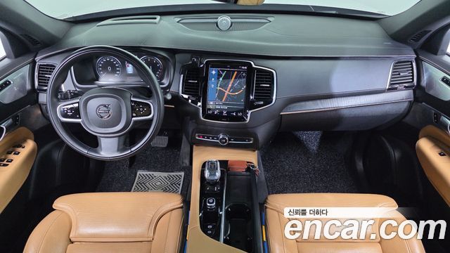 Volvo XC90 2022 — photo 7