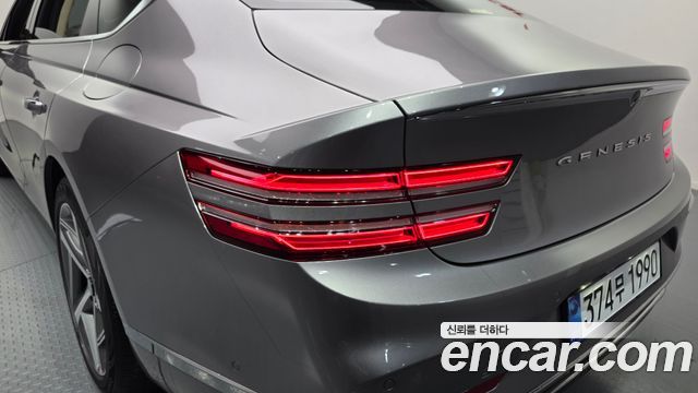 Genesis G80 2027 — photo 9
