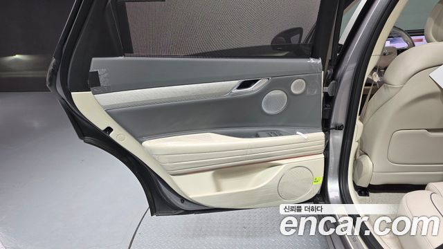 Genesis G80 2027 — photo 15