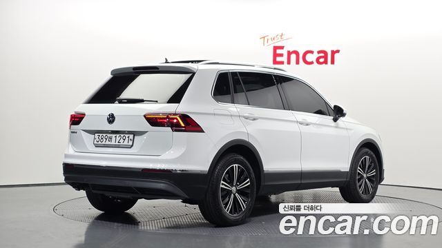 Volkswagen Tiguan 2020 — photo 2