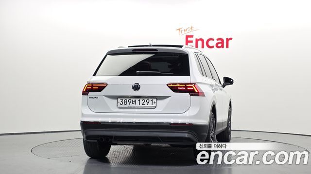 Volkswagen Tiguan 2020 — photo 4