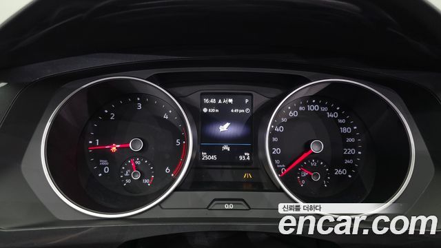 Volkswagen Tiguan 2020 — photo 8
