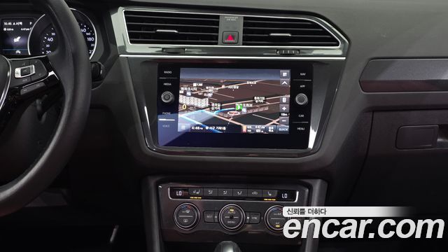 Volkswagen Tiguan 2020 — photo 15
