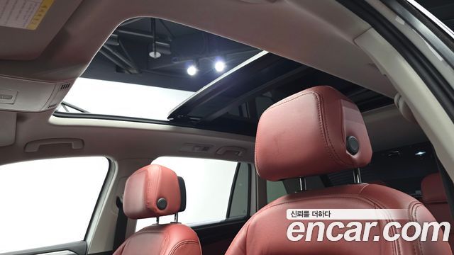 Volkswagen Tiguan 2020 — photo 18