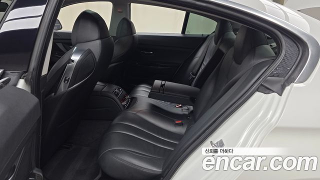 BMW 6-Series 2014 — photo 12