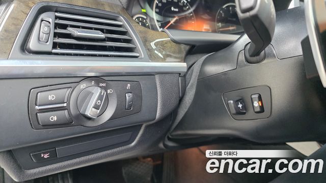 BMW 6-Series 2014 — photo 17