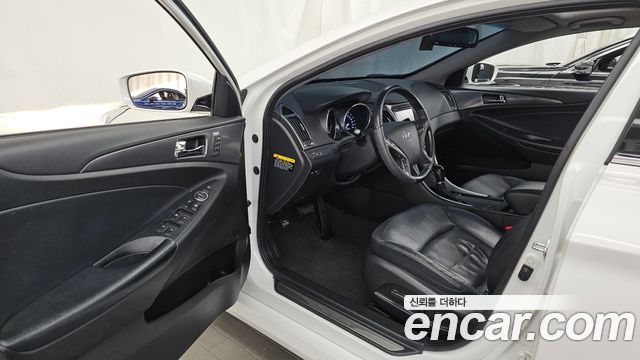 Hyundai Sonata 2012 — photo 9