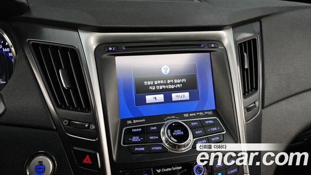 Hyundai Sonata 2012 — photo 15