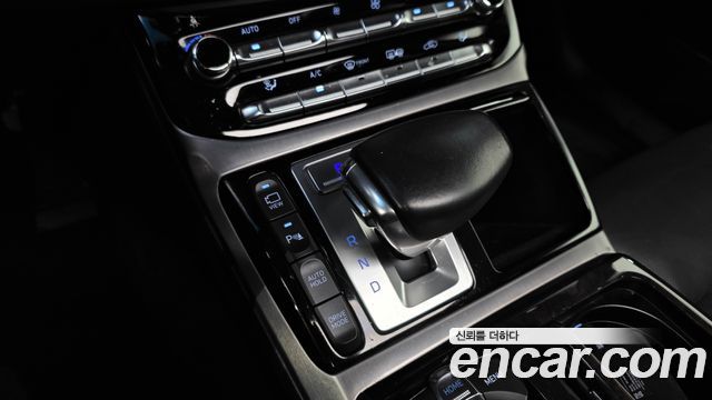 Genesis EQ900 2016 — photo 9