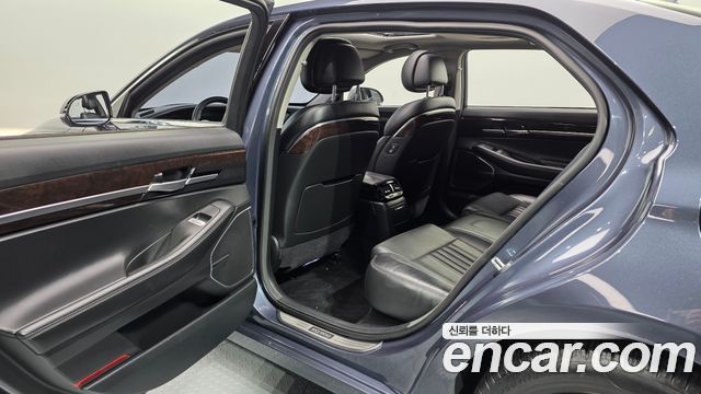Genesis EQ900 2016 — photo 11