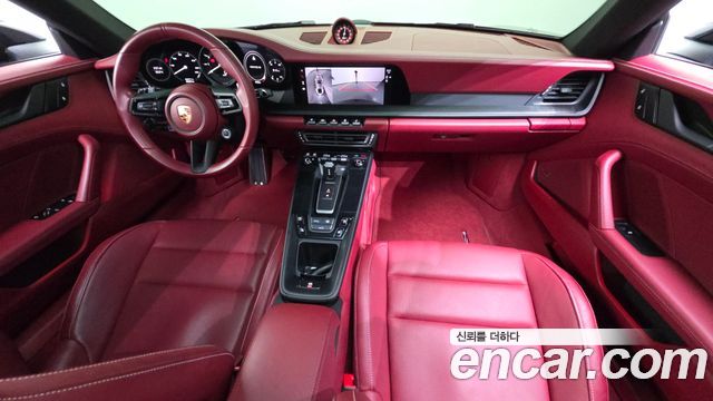 Porsche 911 2024 — photo 10