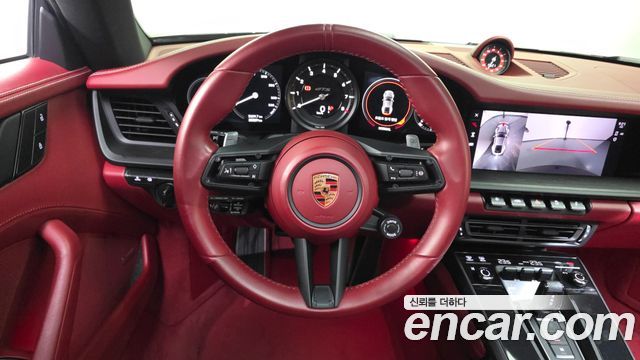 Porsche 911 2024 — photo 20
