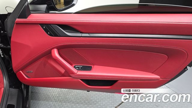 Porsche 911 2024 — photo 14