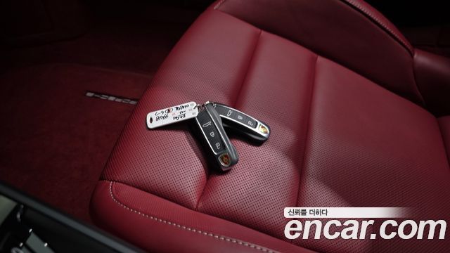 Porsche 911 2024 — photo 30