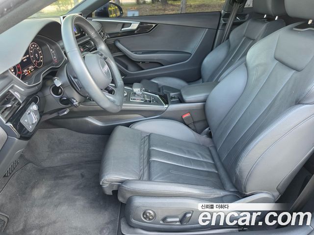 Audi A5 2019 — photo 7