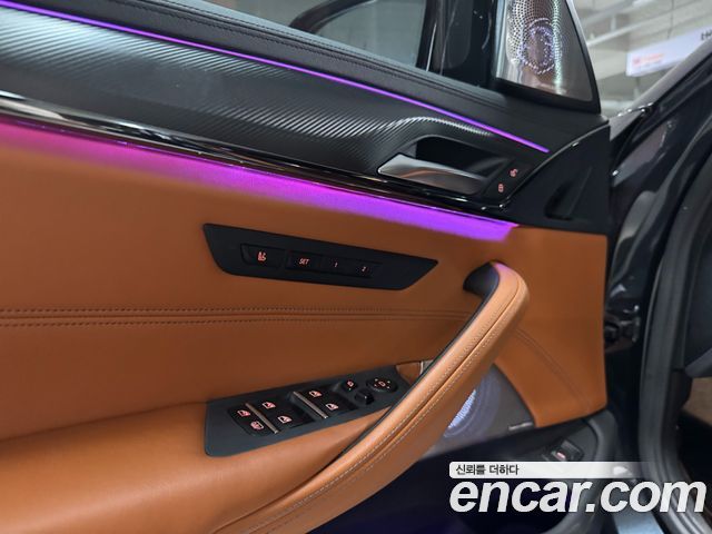 BMW M5 2020 — photo 18