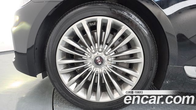 Kia K9 2019 — photo 5
