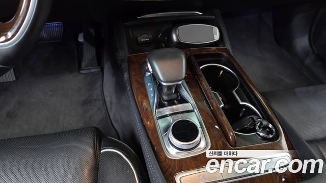 Kia K9 2019 — photo 12