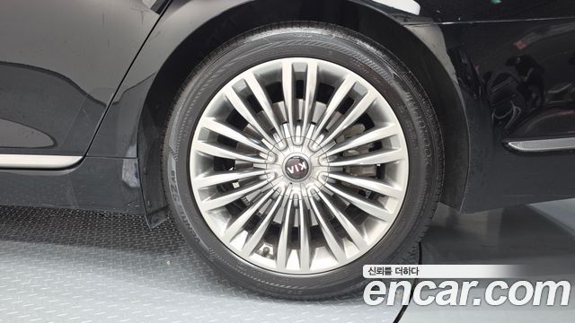 Kia K9 2019 — photo 7
