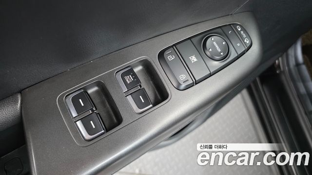 Kia Sportage 2016 — photo 12