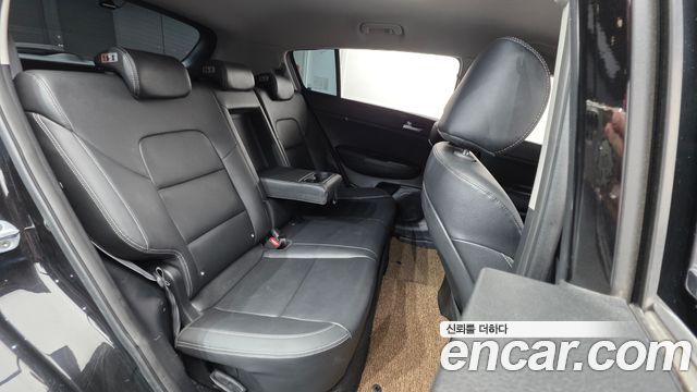 Kia Sportage 2016 — photo 19