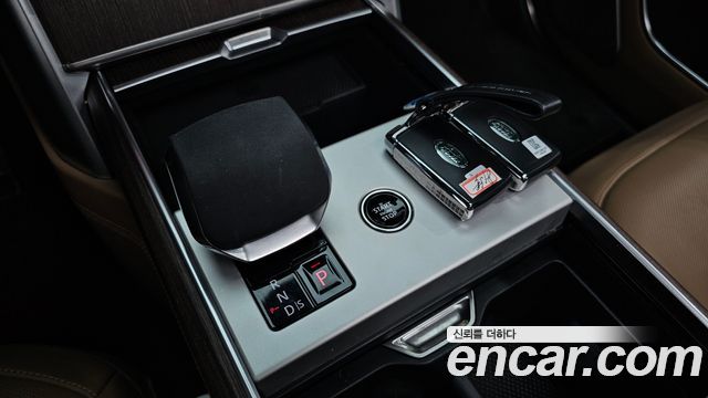 Land Rover Range Rover 2026 — photo 12