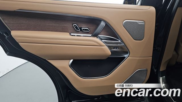 Land Rover Range Rover 2026 — photo 15