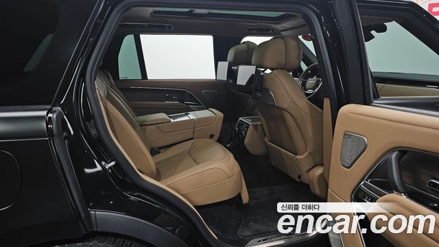Land Rover Range Rover 2026 — photo 16
