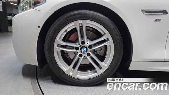 BMW 5-Series 2016 — photo 5
