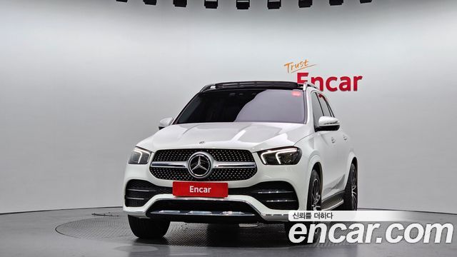 Mercedes-Benz GLE-Class 2023 — photo 3