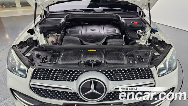 Mercedes-Benz GLE-Class 2023 — photo 6