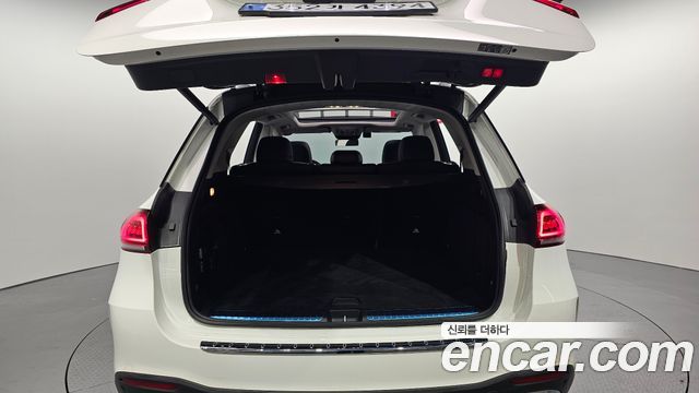Mercedes-Benz GLE-Class 2023 — photo 26