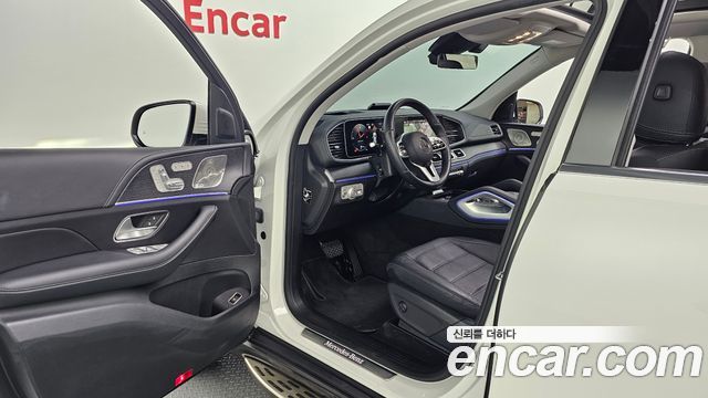 Mercedes-Benz GLE-Class 2023 — photo 16